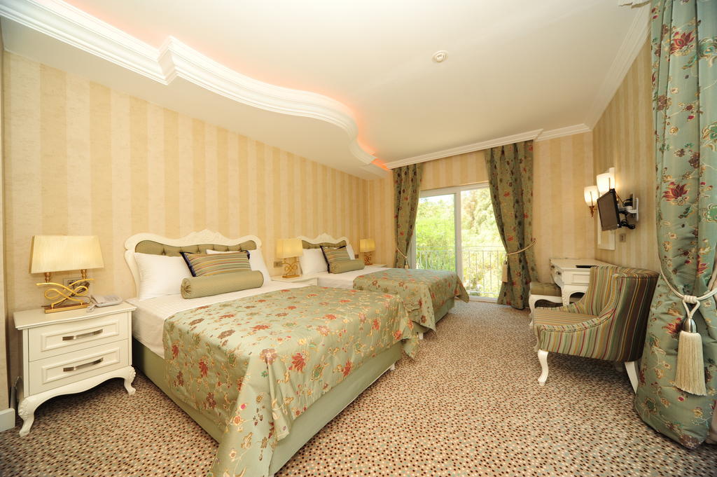 Grand Gocek Hotel Rum bild